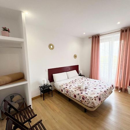 Hostal Abaaly Madryt Zewnętrze zdjęcie
